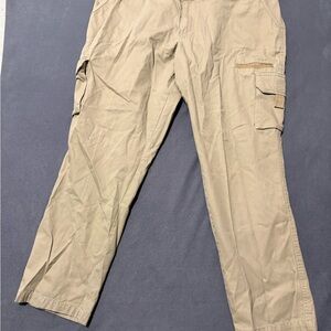 Dickies Khaki 100% Cotton Relaxed Straight Leg Cargo Pants Women’s size 20 reg